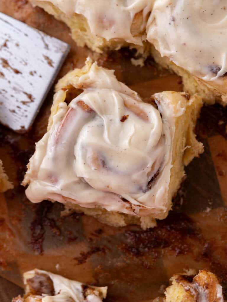 cinnamon-roll-recipes-11-tested-flavors-dough-types-2026