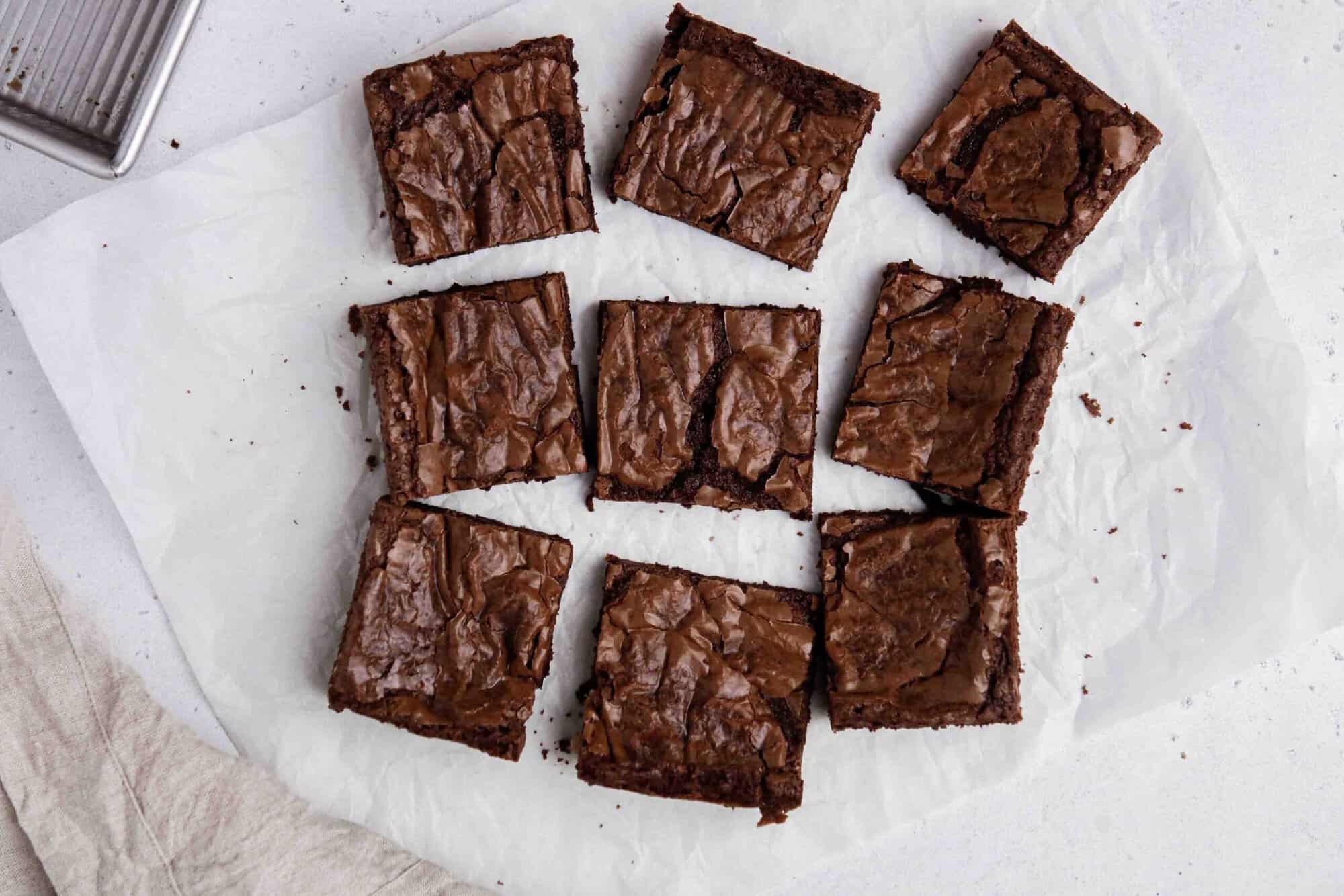 How to cut brownies