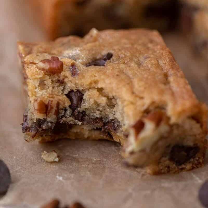Pecan chocolate chip blondies
