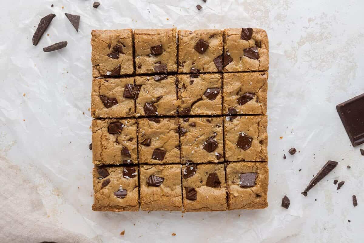 sliced blondies