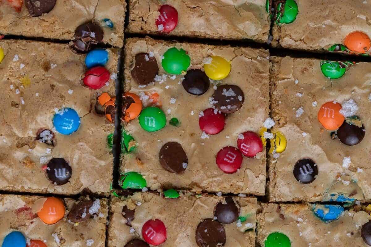 Chewy m&m blondies